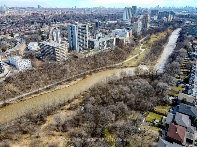 Additional image 39 of 53 Riverview Hts