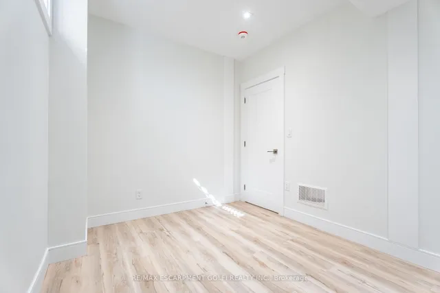 Additional image 34 of 25 SHADYSIDE Ave