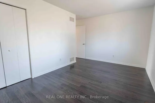 Additional image 41 of 136 Haven Hill Sq