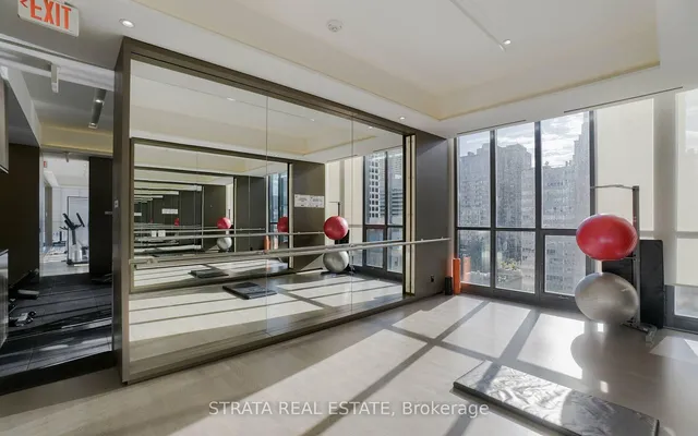 Additional image 23 of 101 Charles St Unit 4608