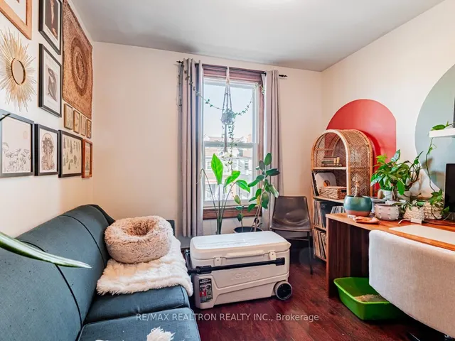 Additional image 5 of 867 Bathurst St