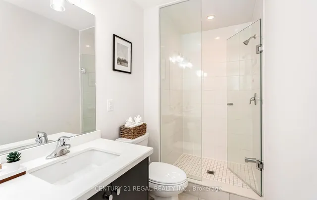 Additional image 30 of 24 Arcola St