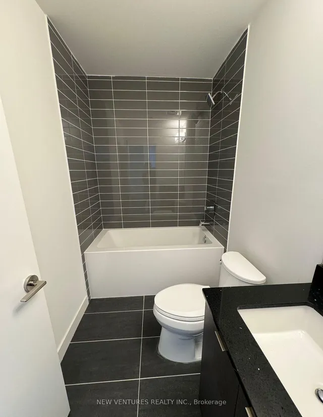 Additional image 10 of 859 The Queensway N/A Unit 821