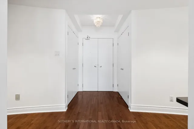 Additional image 36 of 77 Avenue Rd Unit 306