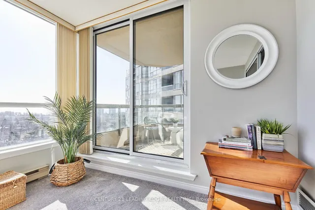 Additional image 12 of 10 Guildwood Pkwy Unit 721