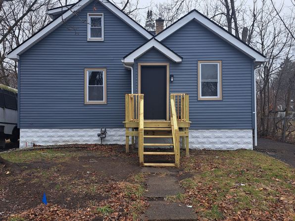 15881 Blackstone St, Detroit, MI 48223