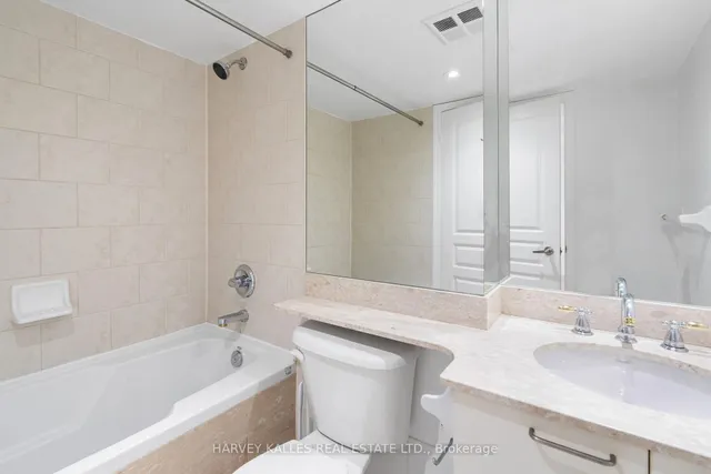 Additional image 20 of 140 Simcoe St Unit 1412