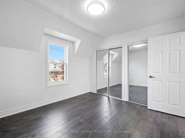 Additional image 24 of 1456 Dufferin St