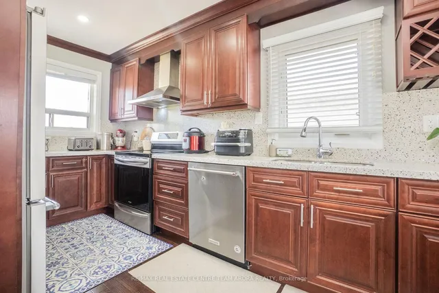 Additional image 10 of 53 Campbell Dr