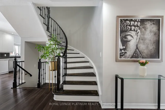 Additional image 17 of 19 Dolly Varden Dr