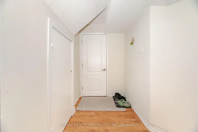 Additional image 35 of 21 Thimbleberry St