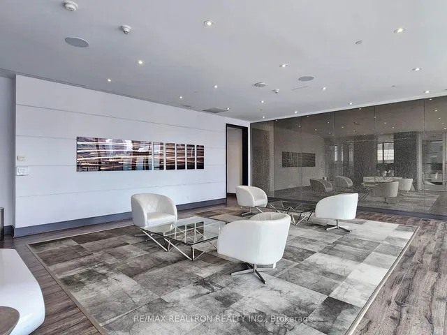 Additional image 38 of 290 Adelaide St Unit 3704