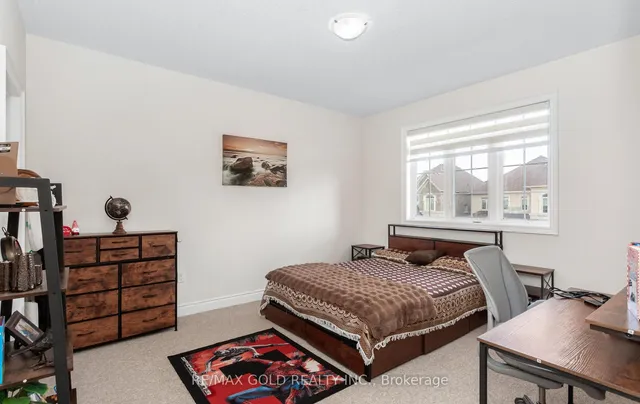 Additional image 32 of 4 Buttonwood Rd