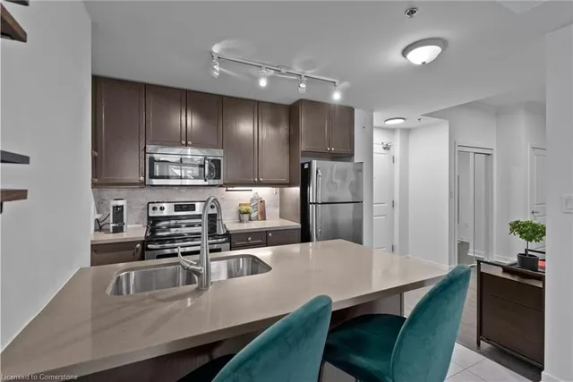 Additional image 9 of 90 Charlton Ave Unit 304