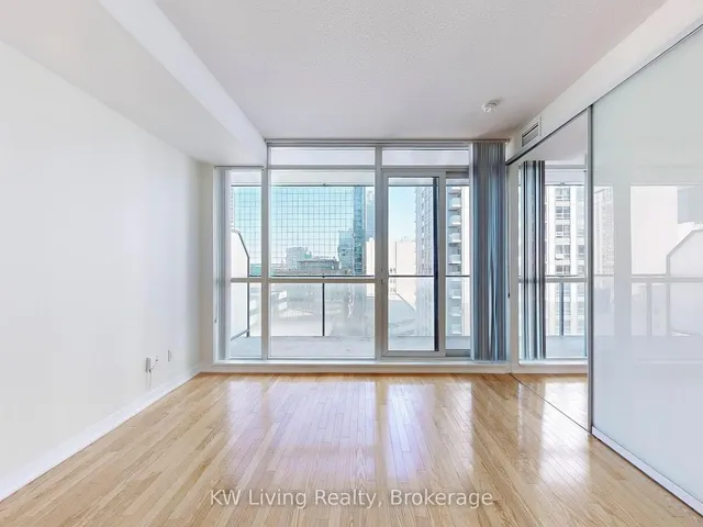 Additional image 33 of 770 Bay St Unit 1403