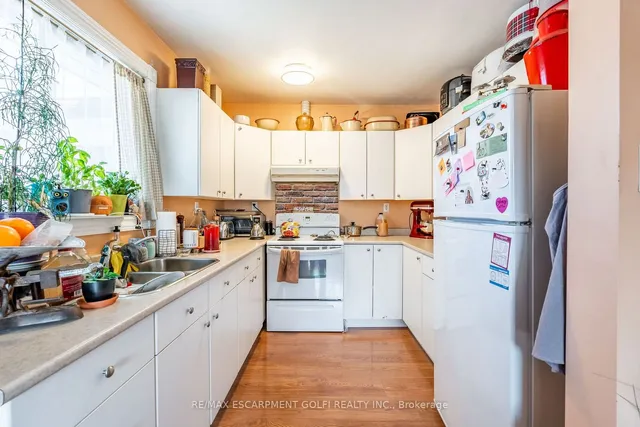 Additional image 24 of 439 KING WILLIAM St