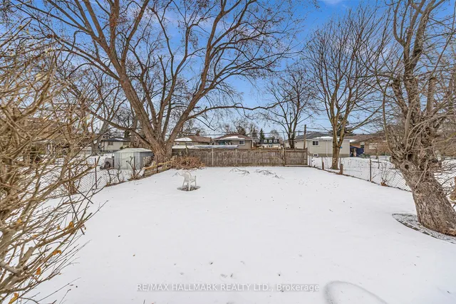 Additional image 31 of 35 Rowallan Dr