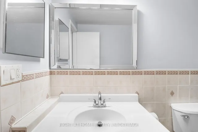 Additional image 18 of 400 Bloor St Unit 100