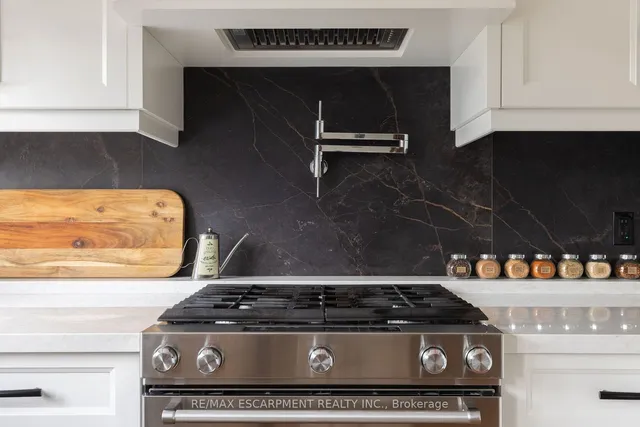 Additional image 14 of 109 Lake Avenue Dr