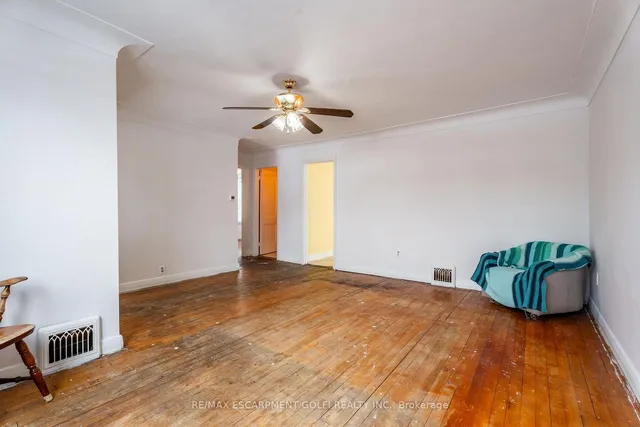 Additional image 6 of 69 Vansitmart Ave