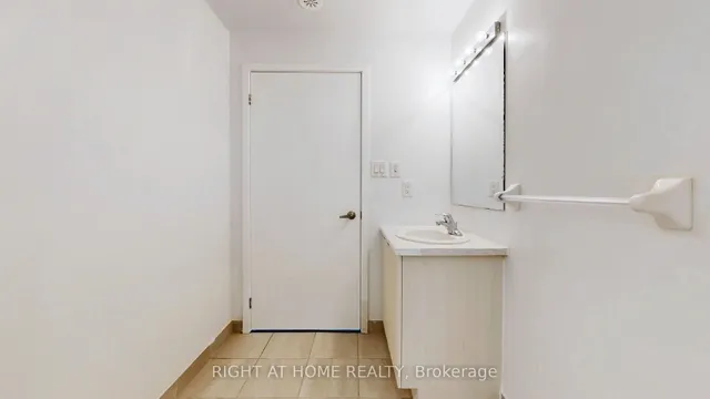 Additional image 23 of 60 ORCHID PLACE Dr Unit 15