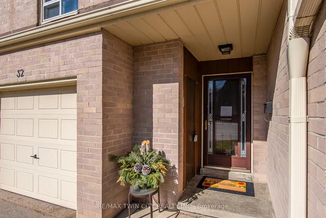 Additional image 4 of 634 Strasburg Rd Unit 32