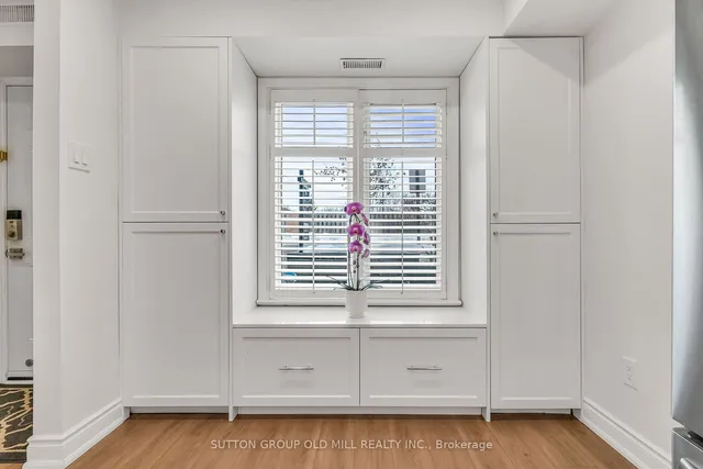 Additional image 5 of 988 Sheppard Ave Unit 21