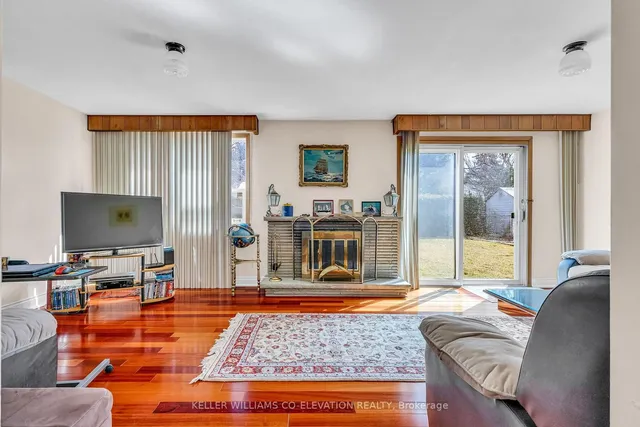 Additional image 37 of 217 La Rose Ave