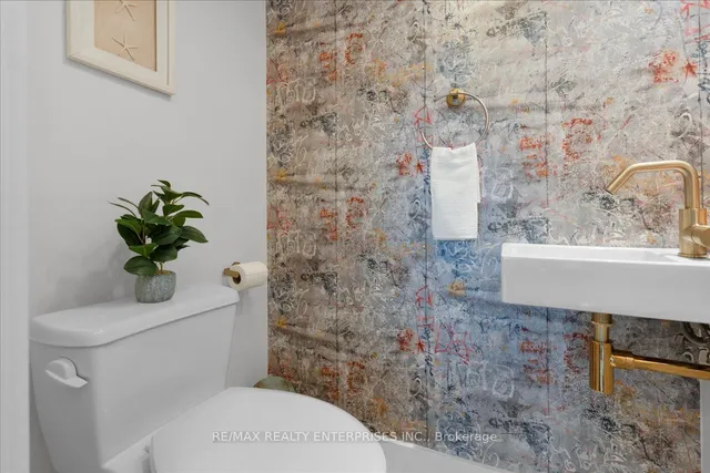 Additional image 7 of 3 Rockwell Ave