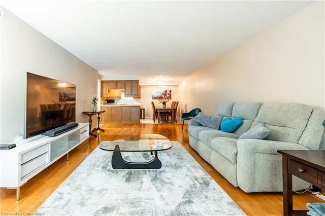 Additional image 14 of 990 Golf Links Rd Unit 106