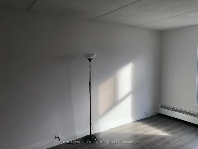 Additional image 10 of 2 Glamorgan Ave Unit 1005