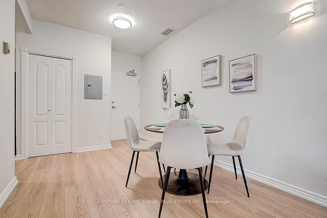 Additional image 15 of 393 King St Unit 808