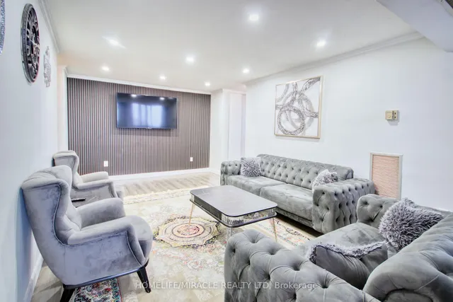 Additional image 6 of 150 Neptune Dr Unit Ph-2