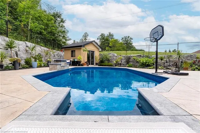 Additional image 34 of 240 Cloverleaf Dr