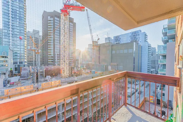 Additional image 22 of 120 Saint Patrick St Unit 1008