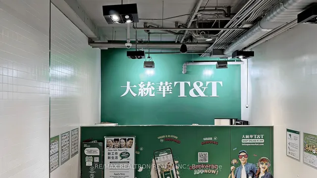 Additional image 34 of 297 College St Unit 815