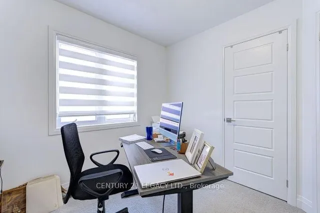 Additional image 42 of 1742 Thames Circ