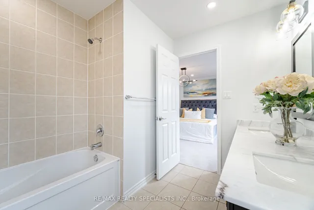 Additional image 27 of 31 Enford Cres