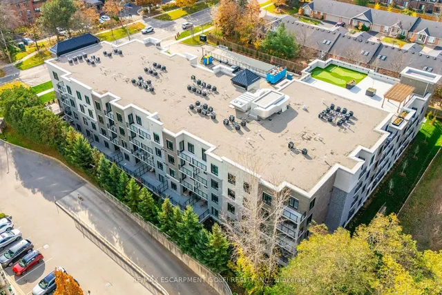 Additional image 36 of 153 Wilson St Unit 106