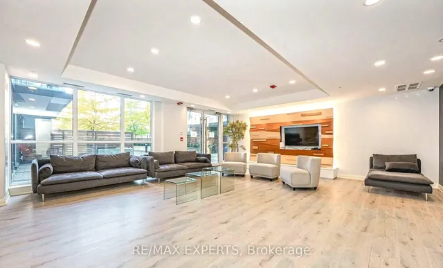 Additional image 18 of 15 James Finlay Way Unit 1017