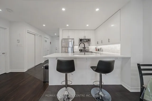 Additional image 21 of 396 Plains Rd Unit 201