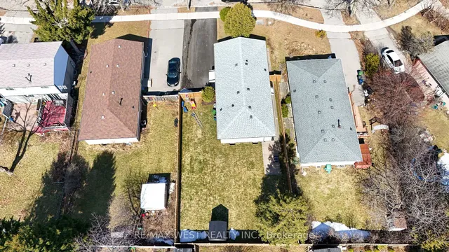 Additional image 30 of 17 Tillbrook Crt