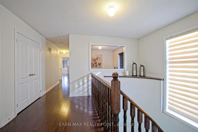 Additional image 16 of 60 Vanwood Cres