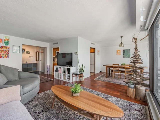 Additional image 13 of 65 Harbour Sq Unit 2204