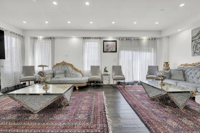 Additional image 11 of 47 Sauvignon Cres