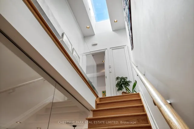 Additional image 21 of 21 Hector Ave