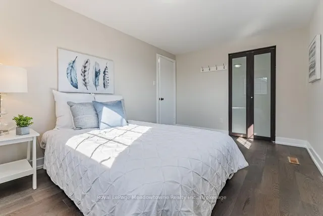 Additional image 23 of 572 Brock Crt