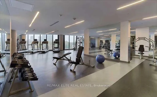 Additional image 33 of 51 East Liberty St Unit 715