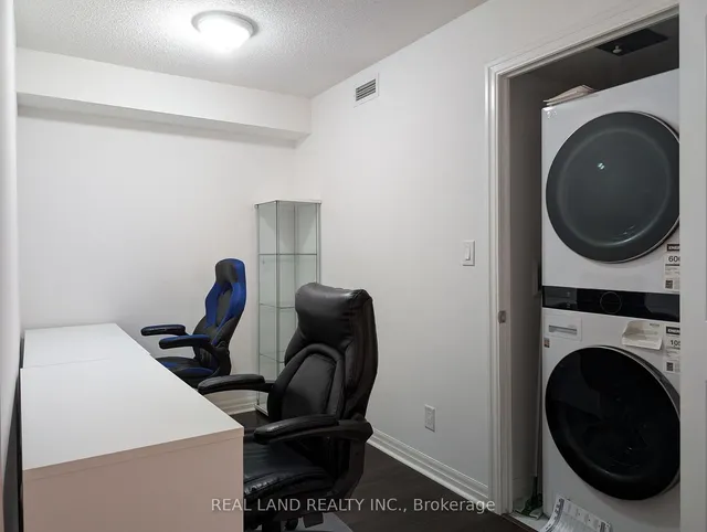 Additional image 7 of 30 Herons Hill Way Unit 807