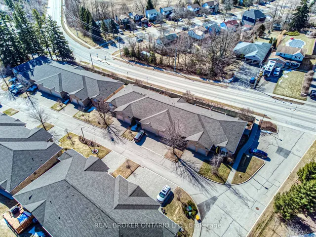 Additional image 45 of 900 Doon Village Rd Unit 4